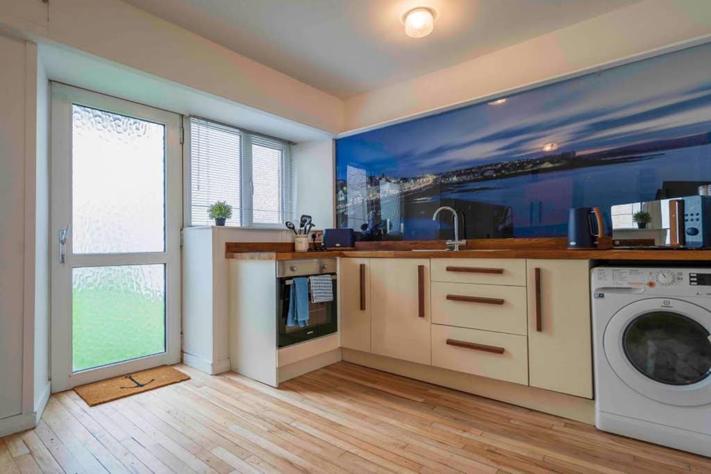 The Porthole Apartment Portstewart Exterior foto