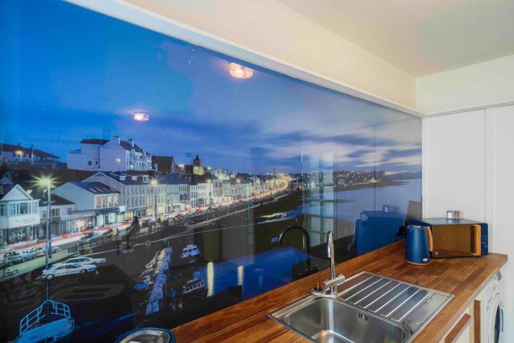 The Porthole Apartment Portstewart Exterior foto